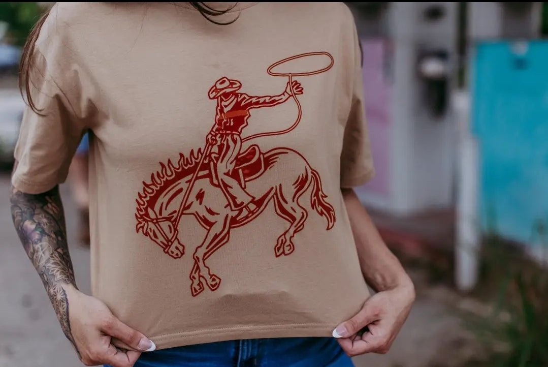 Bronco Ss Crop Tee - Brown - Pistols 'n Petticoats - #westernboutique# - #westernfashion#
