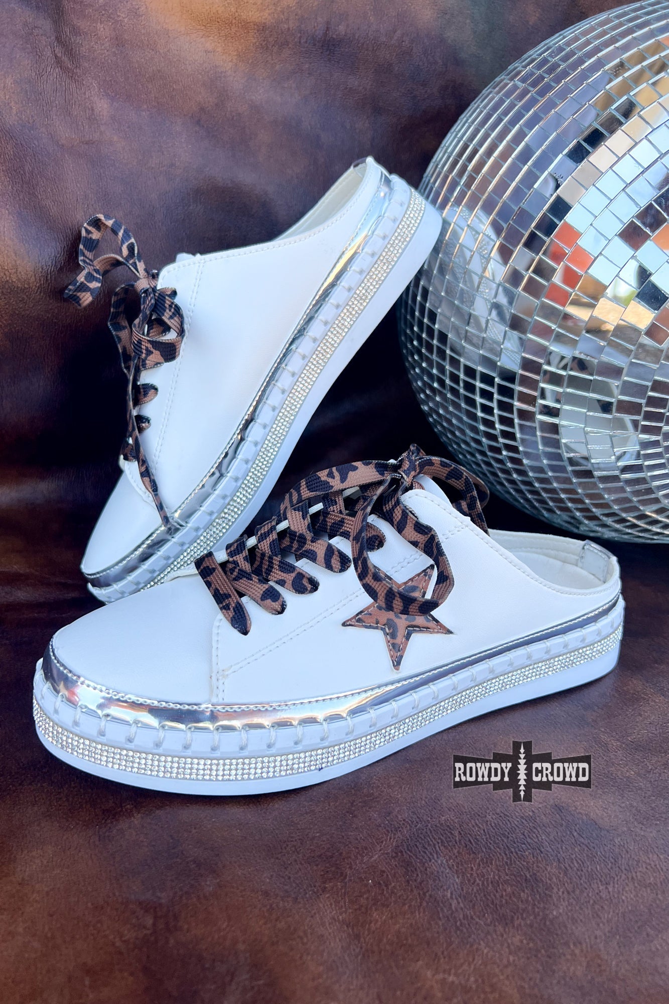 Silver Springs Slides - Pistols 'n Petticoats - #westernboutique# - #westernfashion#