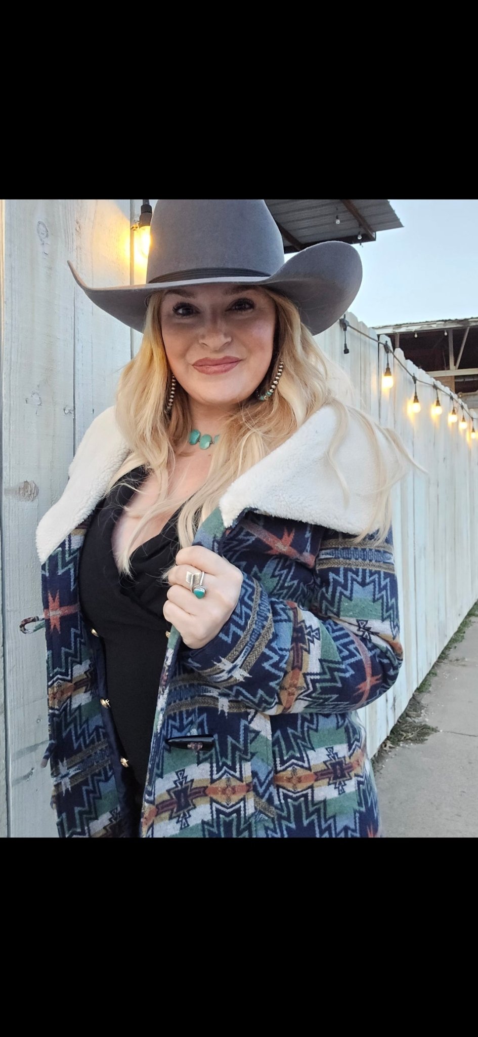 Beautiful panhandle jacket - Pistols 'n Petticoats - western boutique - womens western wear - western wear womens