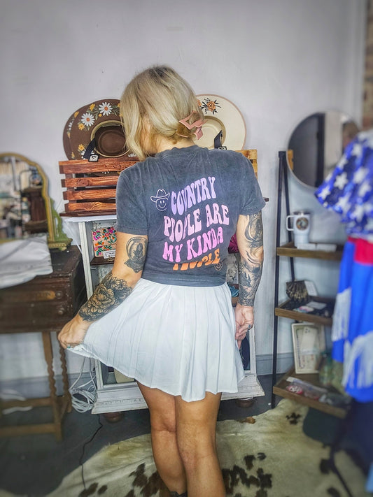 Country people are my kinda people - oversized western graphic tee - Pistols 'n Petticoats - #westernboutique# - #westernfashion#