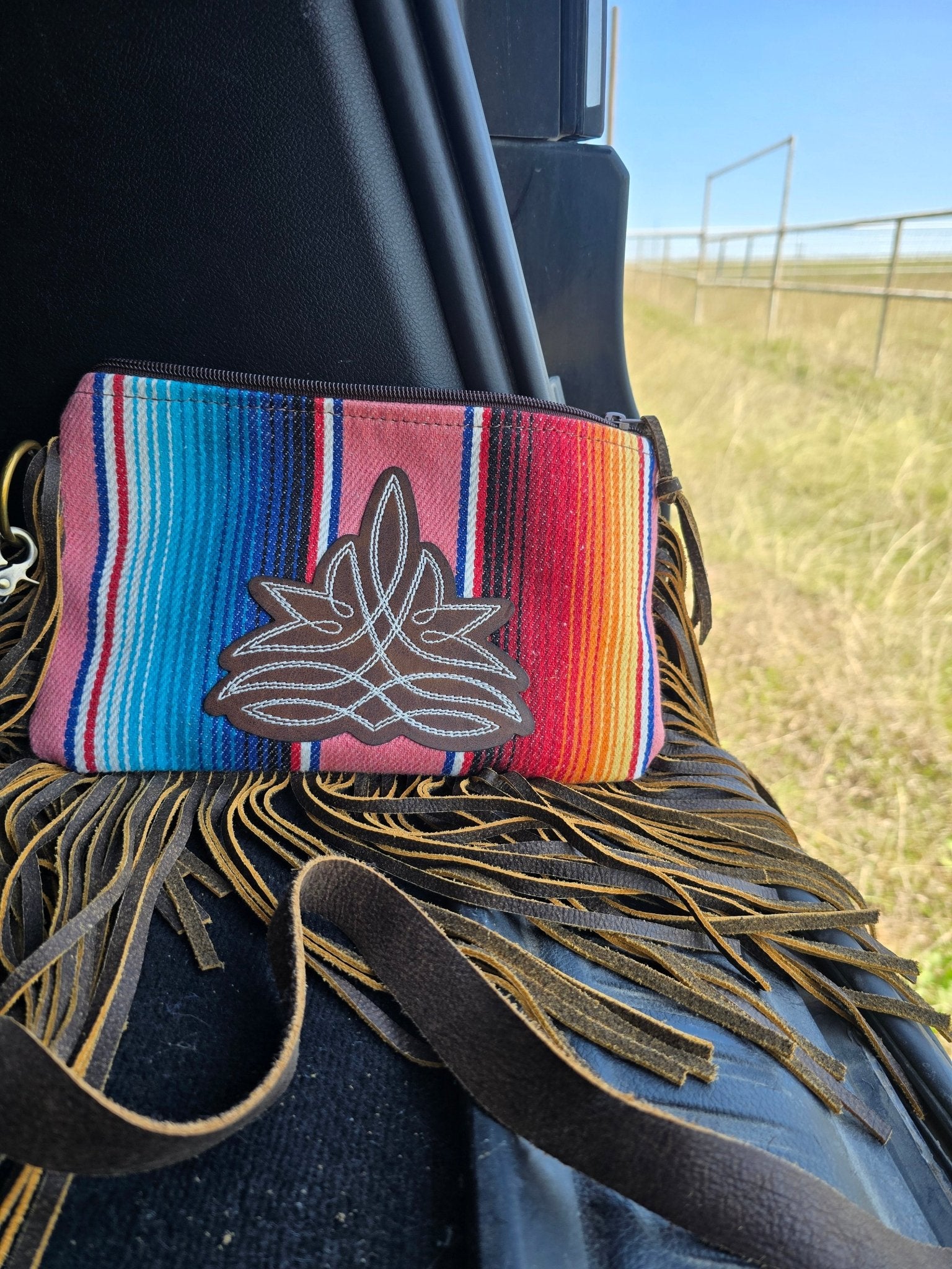 Fringe Cross body bag - Pistols 'n Petticoats - #westernboutique# - #westernfashion#