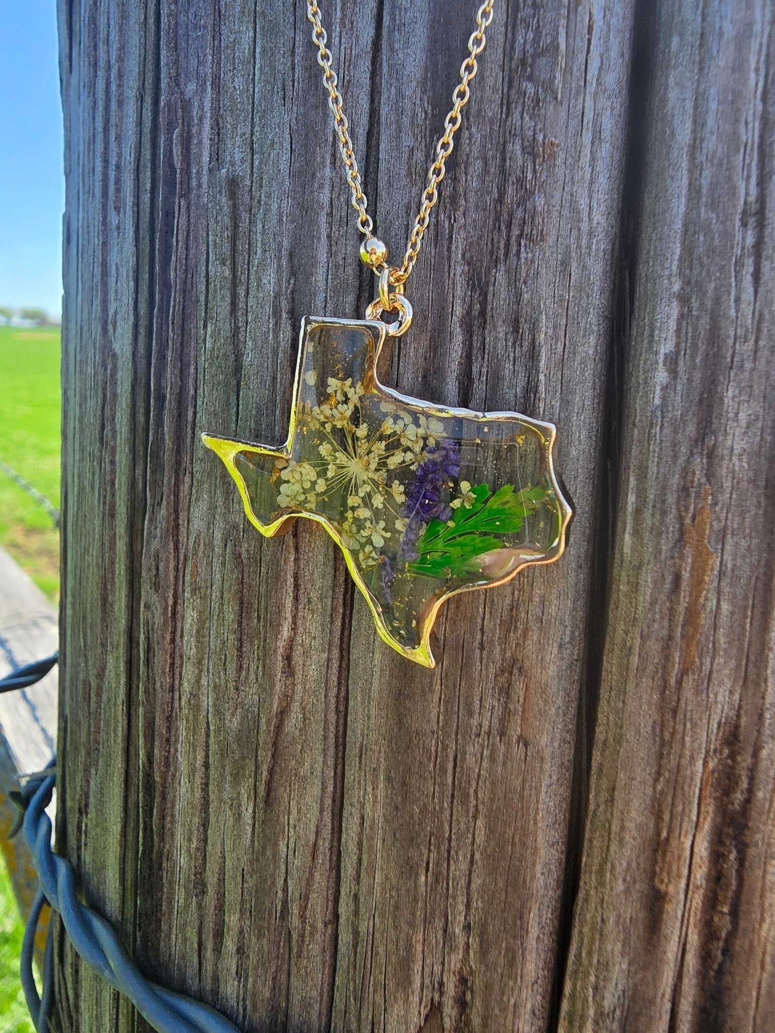 Texas Flower Press Necklace - Pistols 'n Petticoats - #westernboutique# - #westernfashion#